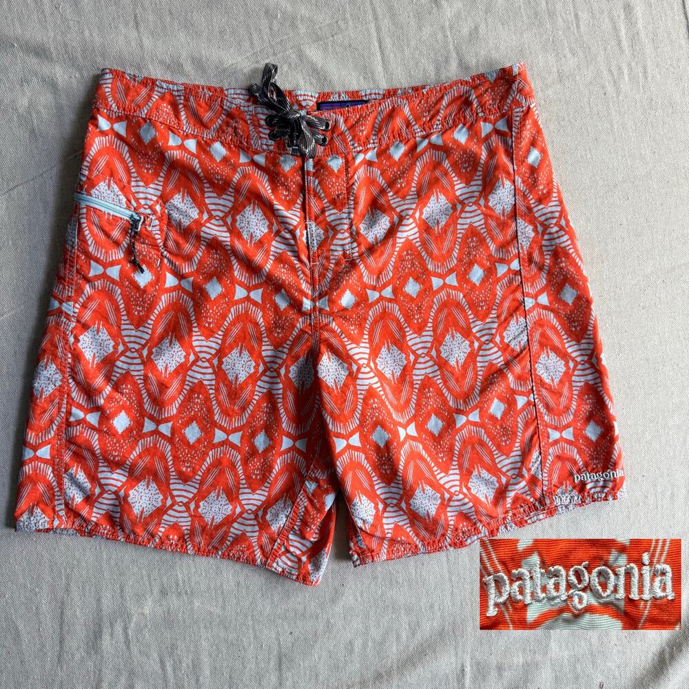 Patagonia Shorts Men's 34 Minimalist Wavefarer Board Shorts Orange Tribal Batik
